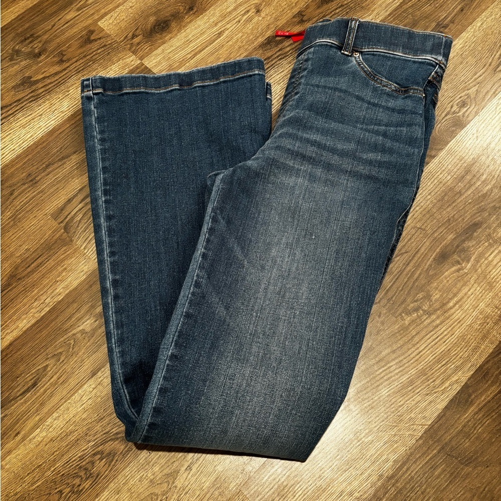 SPANX Dark Blue Flare Women's Jeans pull on size large minimal denim